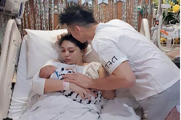  Stefan William dan Celine Evangelista Dikaruniai Putra Pertama