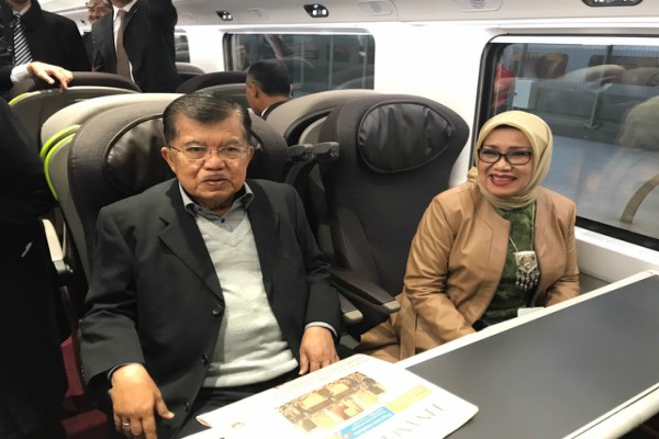  LAPORAN DARI BELGIA: Menuju Inggris, Wapres Jusuf Kalla Naik Kereta Cepat Eurostar