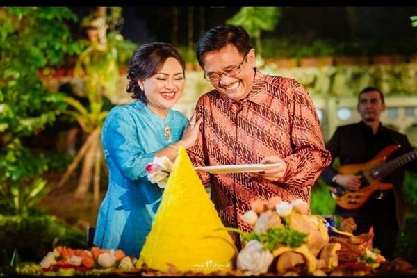  Anies-Sandi Dilantik, Djarot Liburan ke Labuan Bajo