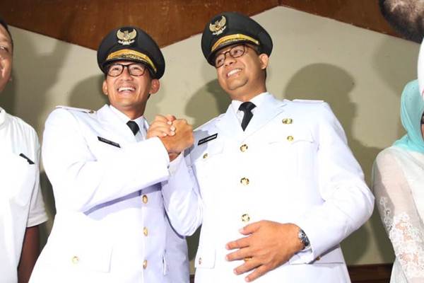  Anies Baswedan dan Sandiaga Uno Bertemu di Masjid Sunda Kelapa