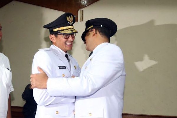  PELANTIKAN GUBERNUR dan WAKIL GUBERNUR DKI: Sylvi Ikut Datangi Pelantikan