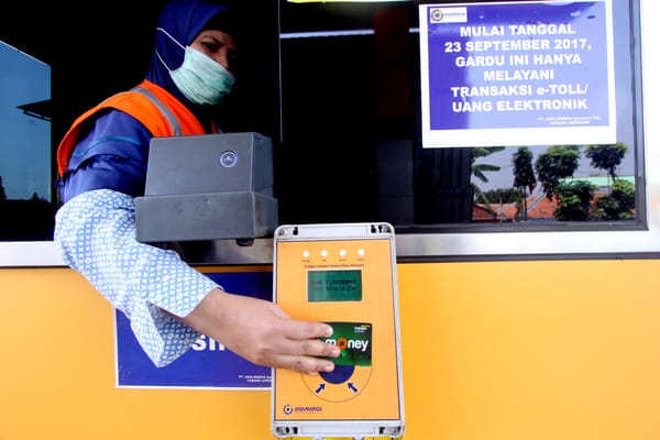  Jasa Marga Targetkan Akhir Oktober Seluruh Transaksi Gunakan e-toll