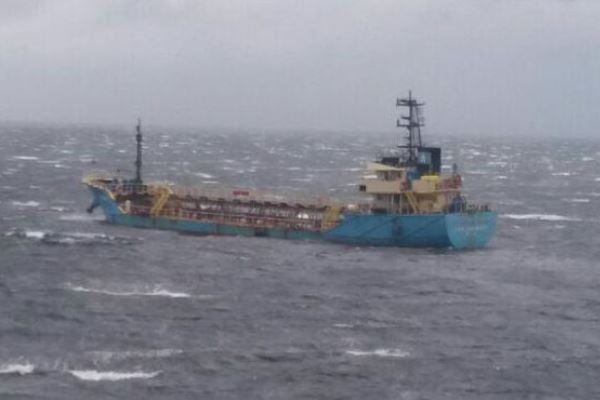  Humpuss Tuntaskan Pembelian Kapal Tanker