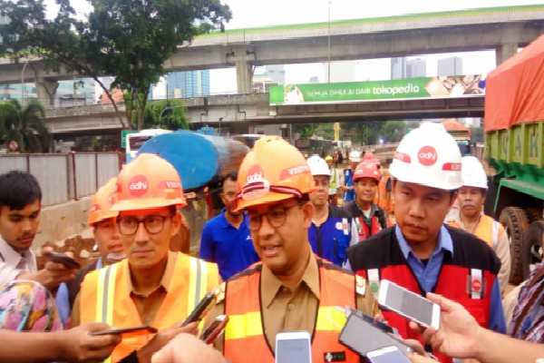  JEMBATAN LAYANG & UNDERPASS  JAKARTA : 6 Proyek Terancam Molor