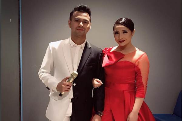  Ini Video Mengharukan Kado Pernikahan Nagita Slavina Untuk Raffi Ahmad 