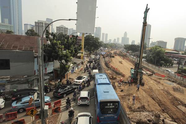  Utilitas Pipa Hambat Penyelesaian Underpass Mampang