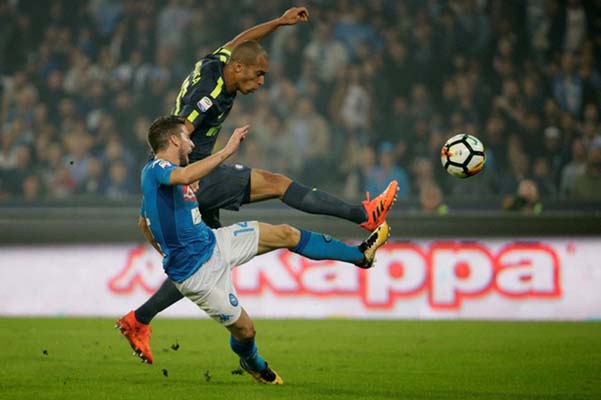  Hasil Liga Italia: Tetap Tak Terkalahkan, Napoli vs Inter 0-0