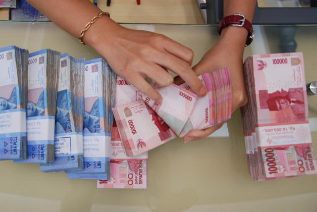 Surplus APBD, Dana Simpanan Pemda Provinsi Mencapai Rp83,5 Triliun