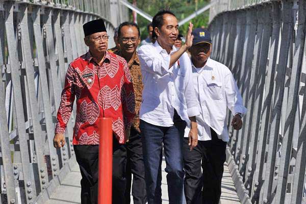  PROYEK JEMBATAN : Pengawasan Cepat Minimalkan Gagal Konstruksi