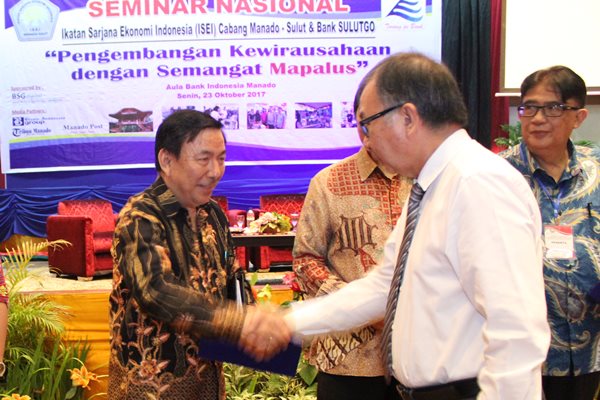  PNS Masih Jadi Pilihan Utama Mahasiswa