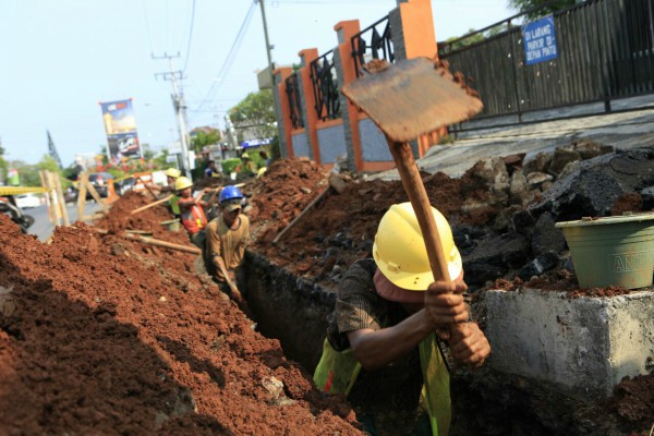  Proyek Pipa Distribusi Gas Bumi PGN di Dumai Capai 40%