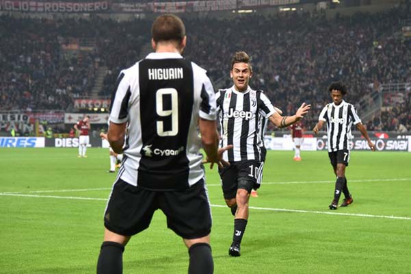  Hasil Liga Italia: 2 Gol Higuain Bawa Juventus Dekati Napoli