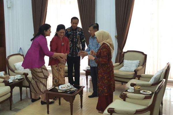  Presiden Jokowi ke Rumah Wapres JK Minta Jadi Saksi Pernikahan