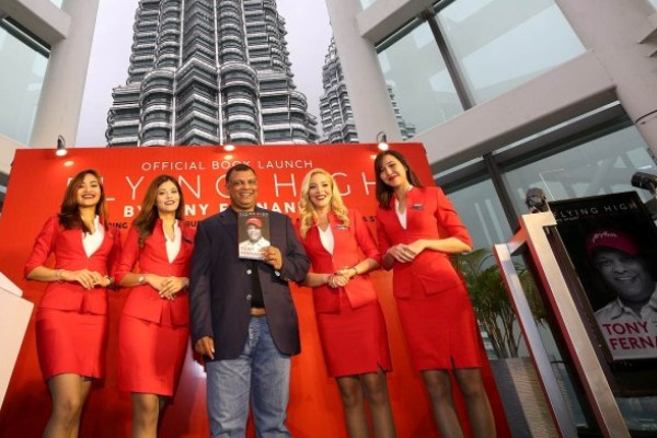  Bos AirAsia Meluncurkan Otobiografi