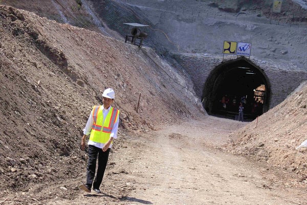  Proyek Bendungan Raknamo Hampir Selesai