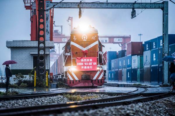  LOGISTIKOS  : Saatnya KA Barang Jadi Solusi di Indonesia