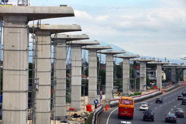  KERETA RINGAN JABODEBEK  : Dana LRT Cair Pekan Depan 