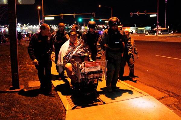  Penembakan Terjadi di Walmart Colorado, Dua Orang Tewas