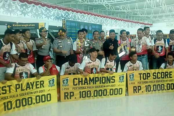  Tim U-17 Penajam Bawa Gelar Juara Piala Soeratin Untuk Pertama Kalinya