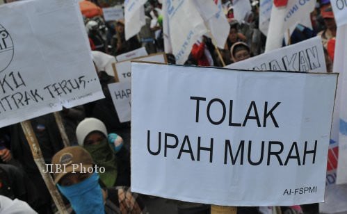  Pemprov Jateng Menetapkan UMP Rp1,4 Juta