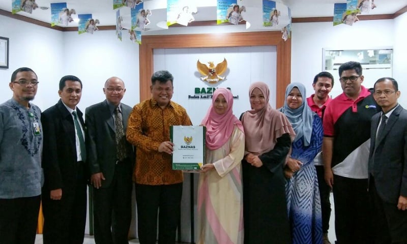  Baznas dan Badan Zakat Selangor Malaysia Pacu Kebangkitan Zakat Dunia