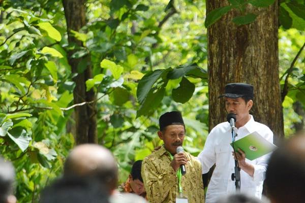  Penyerahan Surat Izin Pemanfaatan Hutan Perhutanan Sosial