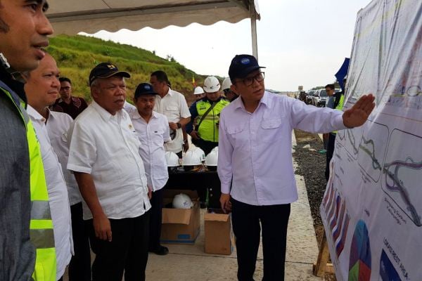  Tinjau Proyek Tol Batang-Semarang, Menteri Basuki Pastikan Rampung Akhir 2018