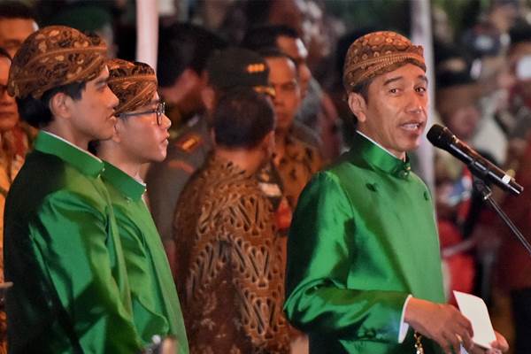  KAHIYANG JOKOWI-BOBBY MENIKAH : Kursi Tamu VIP Ditempeli Stiker