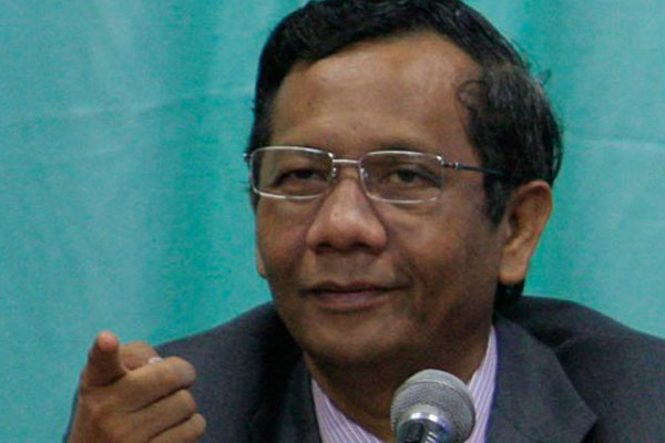  Mahfud MD Desak KPK Segera Bawa Setya Novanto ke Meja Hijau