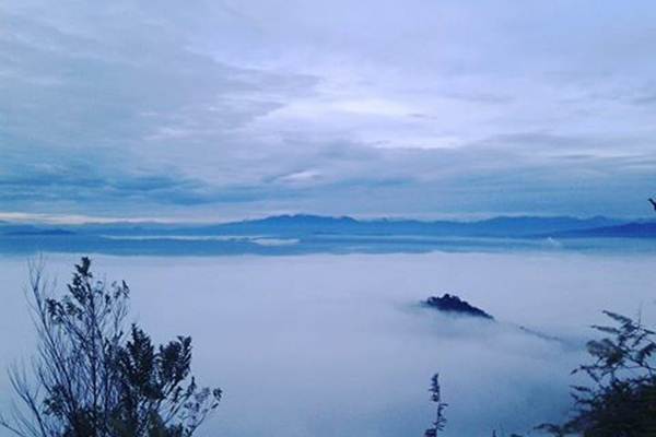  Samudra Awan, Daya Tarik Wisata Bukit Suligi di Rokan Hulu