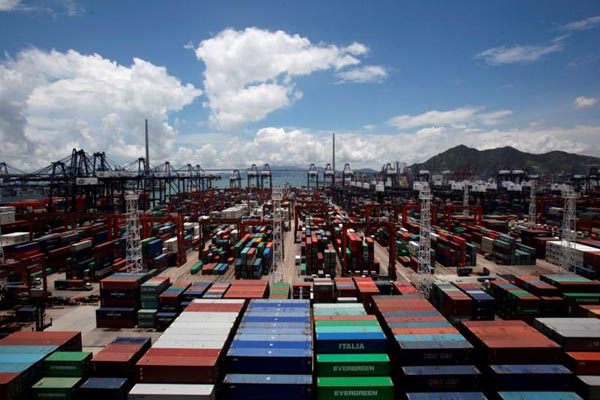 Terminal kontainer Pelabuhan Hong Kong/Reuters-Bobby Yip