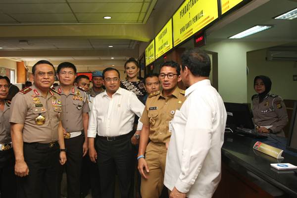  Sandiaga Optimistis BPKB Daring Tingkatkan PAD DKI