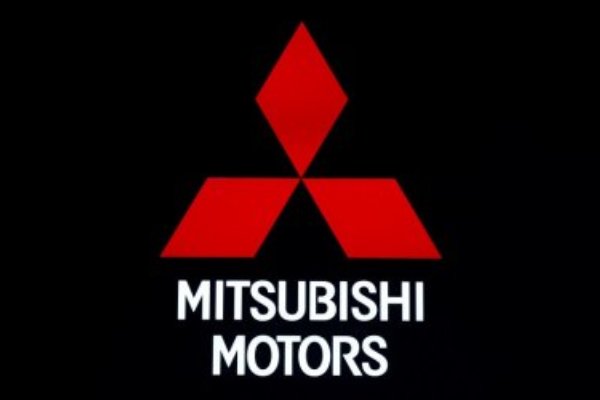  Mitsubishi Memperbaiki 17.064 Outlander Sport