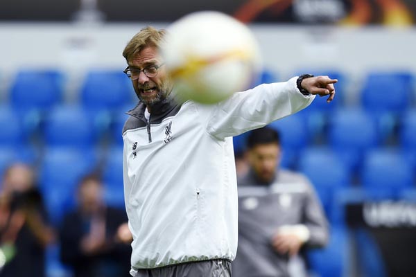  Dibawa ke Rumah Sakit, Juergen Klopp Absen di Latihan Liverpool