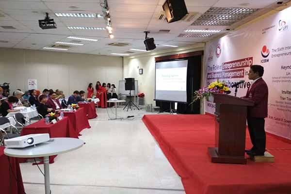  Untar Selenggarakan Konferensi Entrepreneurship  di Hanoi 
