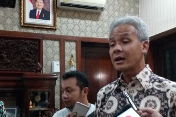  Ganjar Yakin Prospek Bisnis Jateng 2018 Cerah