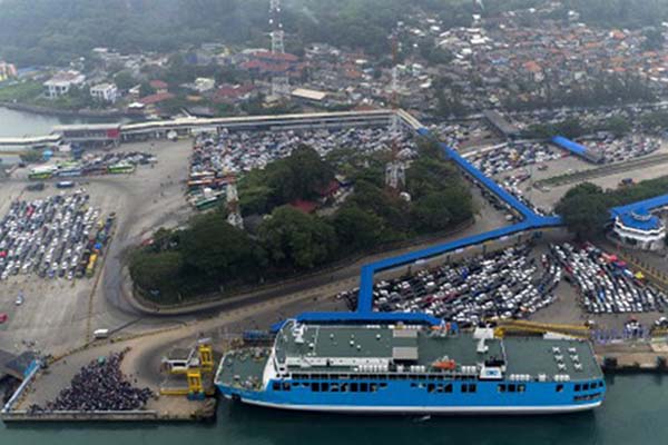  Pelabuhan Merak Berbenah Seiring Proyek Tol Trans Sumatra