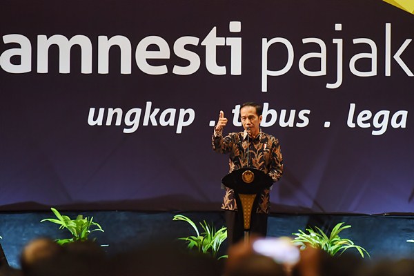 Presiden Joko Widodo memberikan arahan saat sosialisasi terakhir tax amnesty di Jakarta, Selasa (28/2)./Antara-Akbar Nugroho Gumay