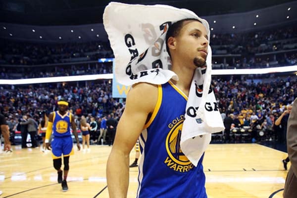  Hasil Basket NBA: Curry Gemilang, Warriors Libas Nets