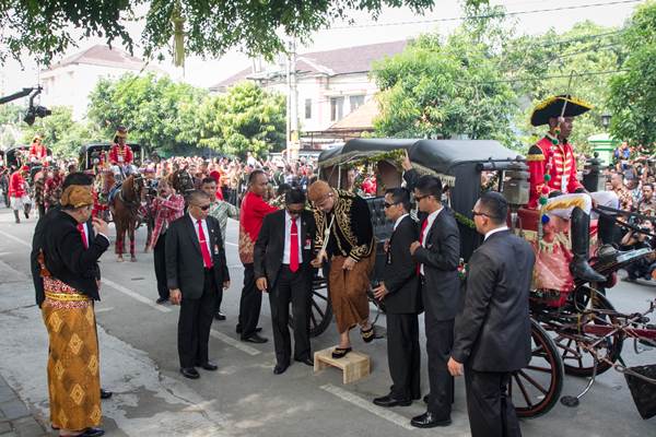  7 Kereta Kencana dari Solo Tiba di Medan untuk Ngunduh Mantu Kahiyang Jokowi