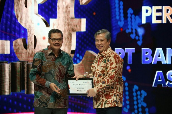  BCA Raih Penghargaan Economic Challenges Awards 2017