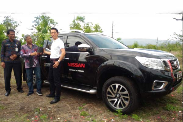  Nissan Navara Dukung Konservasi Alam di Bali