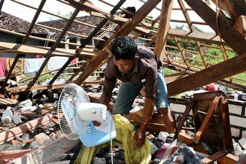  Ini Penyebab Angin Puting Beliung di Sidoarjo Punya Daya Rusak yang Dahsyat