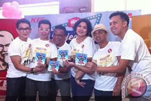  Bawakan Slash KW, P-Project Kocok Penonton The 90\'s Festival