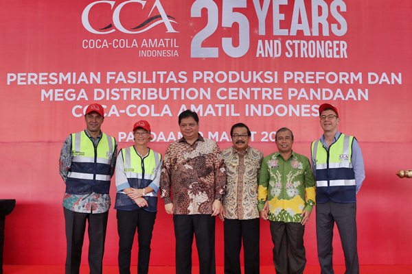  BISNIS MINUMAN : Coca-Cola Amatil Siapkan Produk Baru