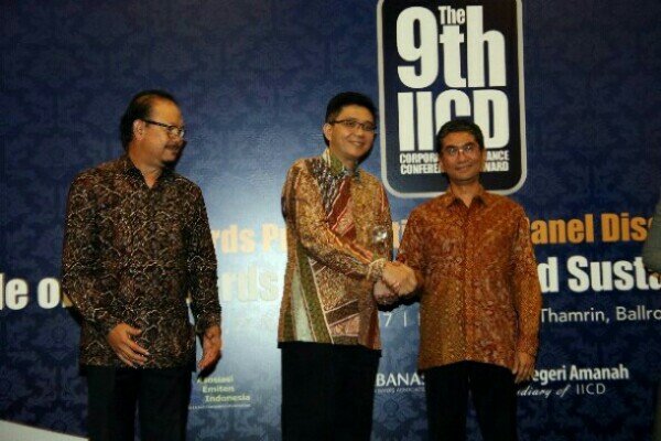  BCA Terima Penghargaan di IICD Corporate Governance Award 2017