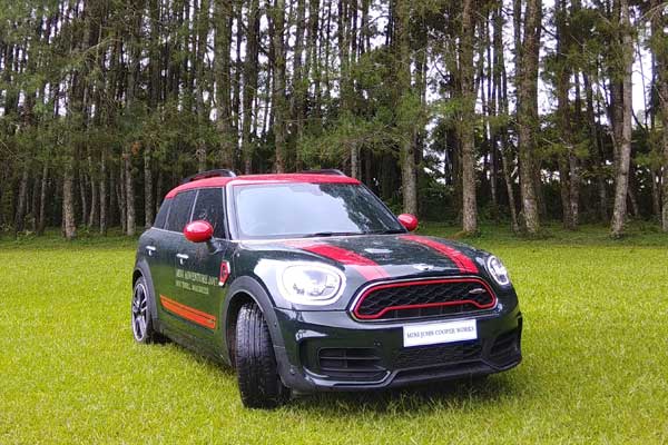  MOBIL PREMIUM : Mini Akan Tambah Investasi