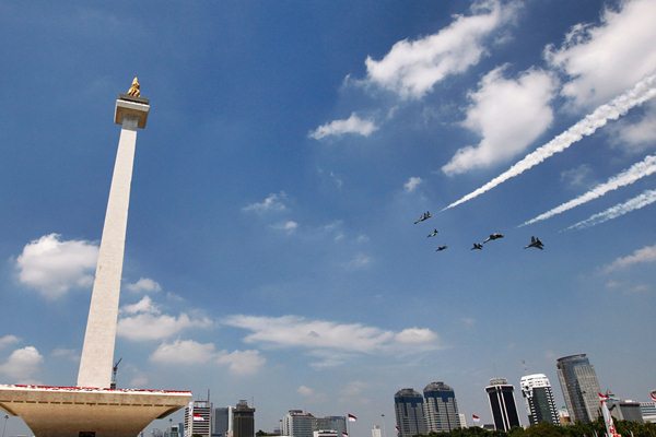  CUACA JABODETABEK 6 DESEMBER, Cerah hingga Hujan Siang Hari