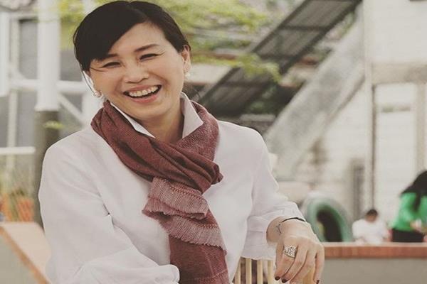  Ahok Unggah Foto Cantik & Sederhana Veronica Tan di Ulang Tahun ke-40