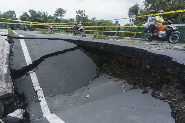  Volume Sampah Pantai Selatan Bantul Meningkat Seusai Banjir